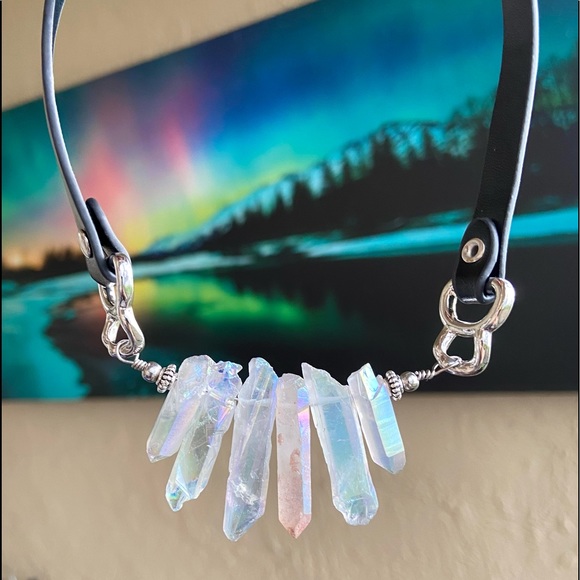 Crystal leather choker . Blue Angel aura rainbow iridescent Crystals choker - Picture 10 of 16